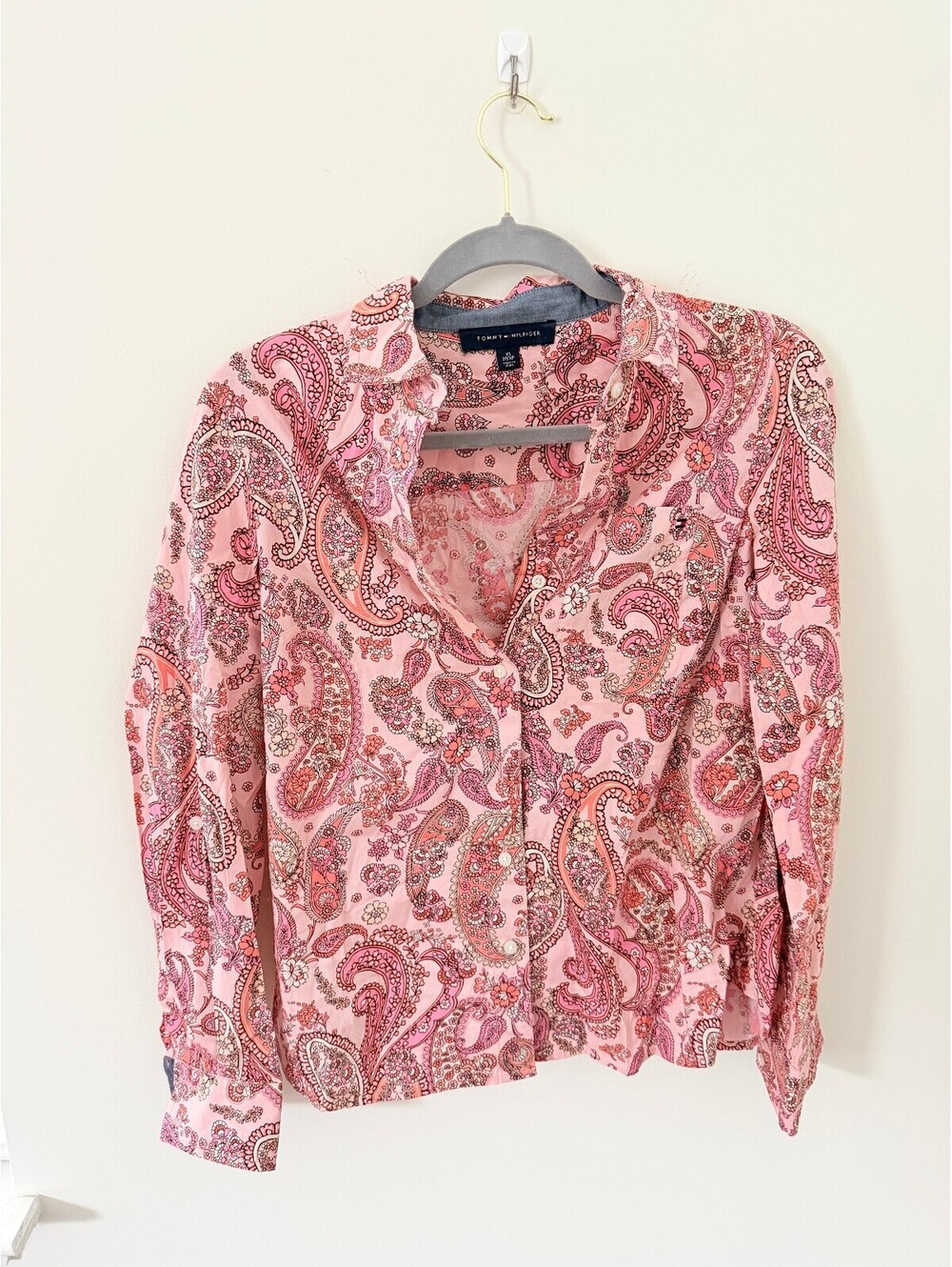 Tommy Hilfiger Women’s XS Pink BohoPaisley Floral Button Down Long Sleeve Blouse